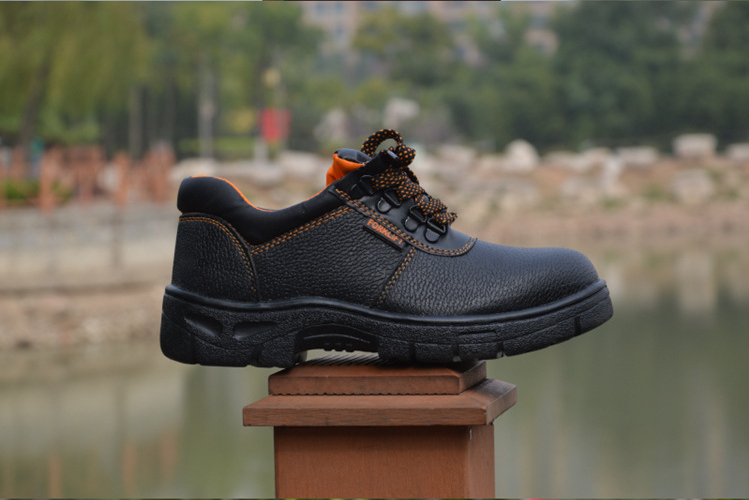現貨批發(fā)低幫連舌勞保鞋男防砸防穿刺防滑耐磨防水工作防護安全鞋